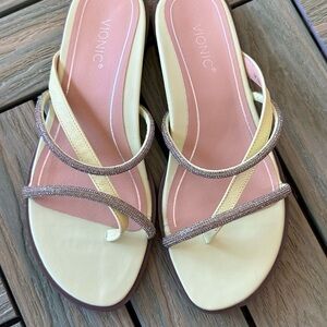 Vionic Women's Lime Green/Citrine Prism Rhinestone Strappy Sandals NWOB